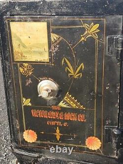 Antique 1889 Victor Safe & Lock Co Combination Safe KEY & COMBO WORKS 29