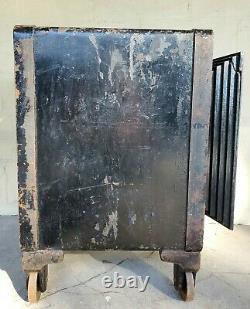 Antique Safe Victor Safe & Lock Co. With Combination And Interior Drawers 1889