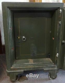 Antique Victor Double Door Combination Lock Floor Safe withOriginal Combo