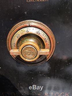 Antique Victor Safe & Lock Co Safe 4 Number Combination & Original Paint