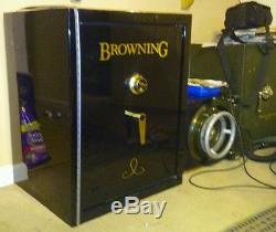 BROWNING Hand Gun Safe, Stand Alone Fire Safe, S&G 4# Combo + Key, Books & Rack