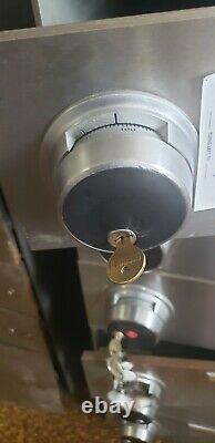 Bank Teller Vault Safe Deposit Box 12 door with keys & Combination Locks Diebold