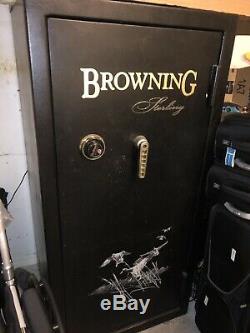 Browning Sterling 12 Rifle and Gun safe Fire Proof