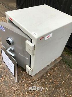 Chubb commerce euro safe 1029#, 17k cash cover, com locking all working fine