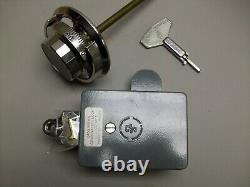 Sargent and Greenleaf 6400 Series Combination Vault Lock with dial knob & arbor