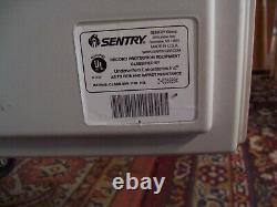 Sentry Model S3470 Rotary Combination & Key Floor Safe in VGUC PICK UP ONLY