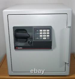 Sentry S3877 Stand Alone Home Safe with Key Factory Code & Manual 17 x 17 x 16
