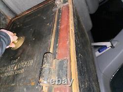 Victor Lock & Safe Company working combination dial large box safe Cincinnati OH