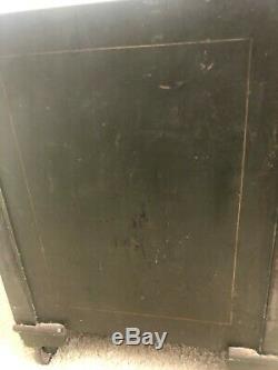 Vintage Victor Safe & Lock Co. With combination Nice overall condition